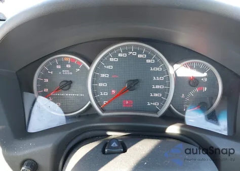 2004 Pontiac Grand Prix Gt2 z USA, uszkodzony, nr VIN 2G2WS522441345479